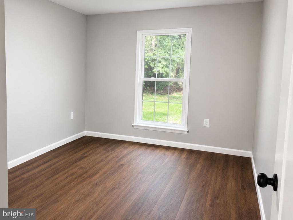 Navajo Ct, Galloway, NJ 08205