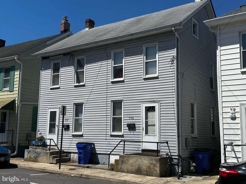 Locust St, Hagerstown, MD 21740 #1