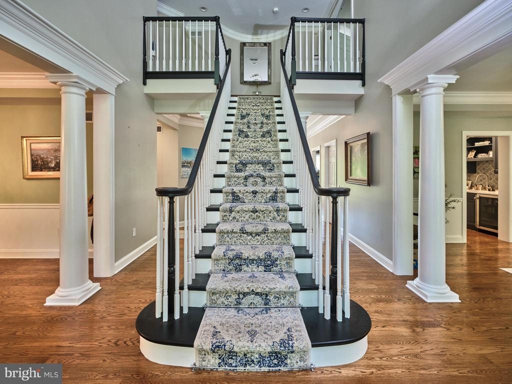 Valley Stream Dr, Doylestown, PA 18902