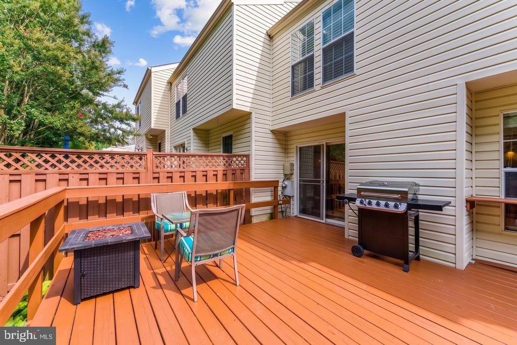 Silvia Loop, Woodbridge, VA 22192