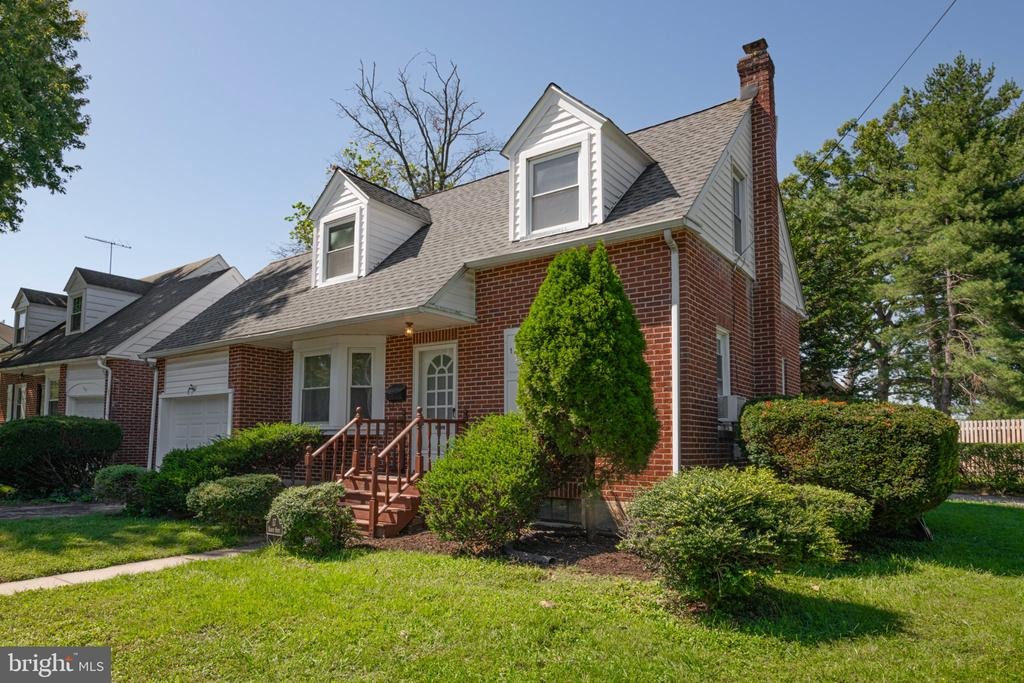 Manavon St, Phoenixville, PA 19460 #1