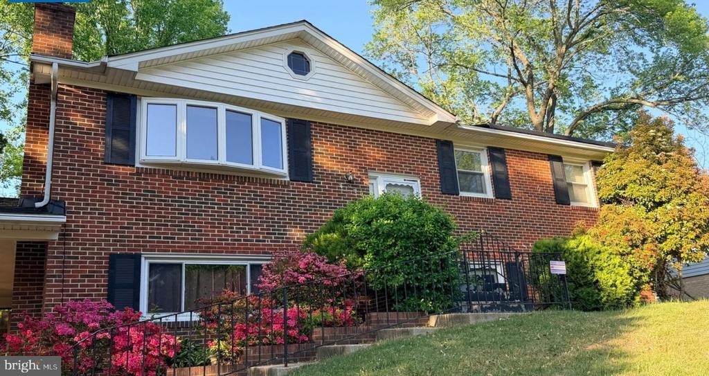 Joseph Dr, Clinton, MD 20735