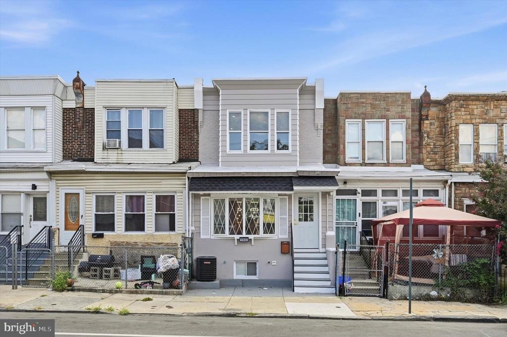 56th St, Philadelphia, PA 19143