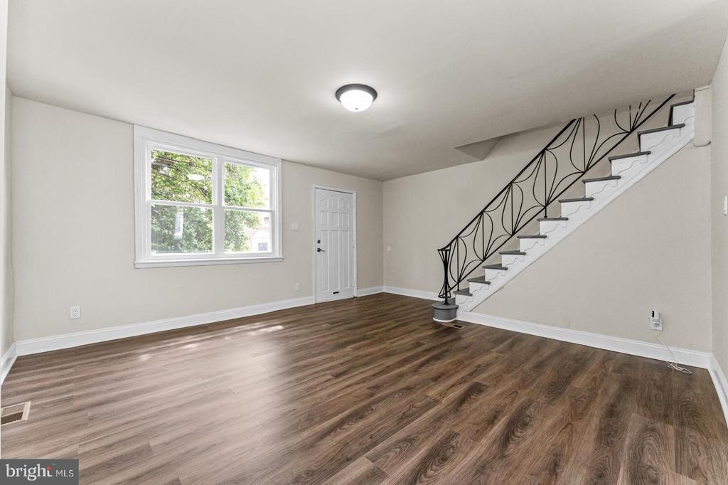 Bennington St, Philadelphia, PA 19120 #1