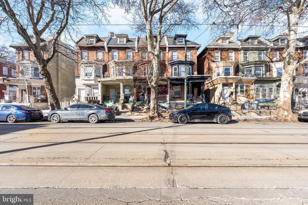 Chester Ave, Philadelphia, PA 19143