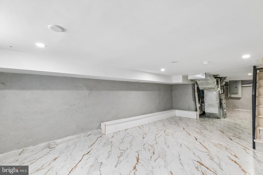Lecount St, Philadelphia, PA 19145 #1