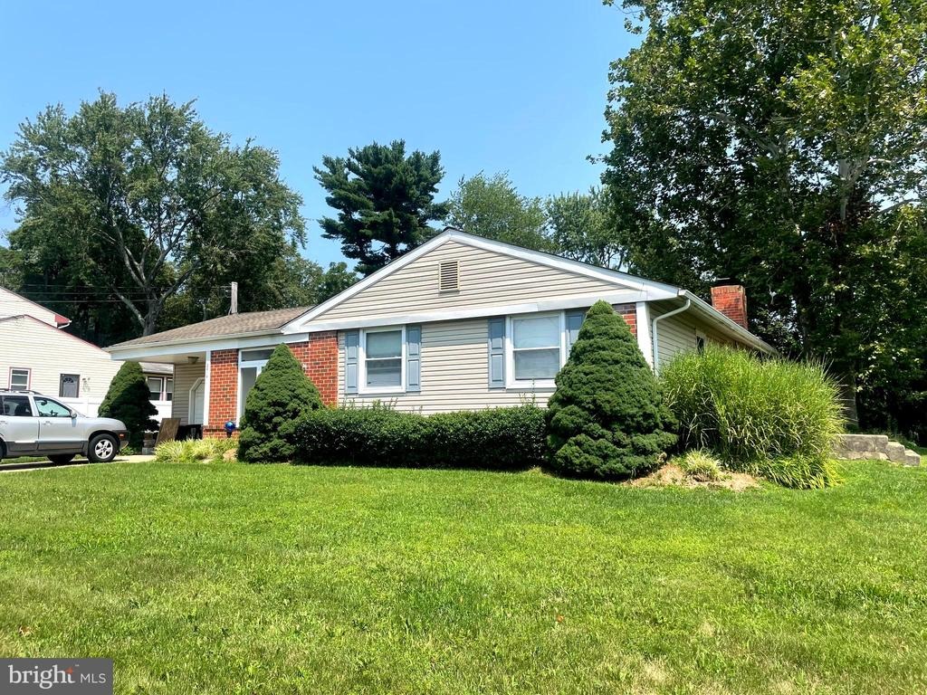 New Albany Rd, Cinnaminson, NJ 08077