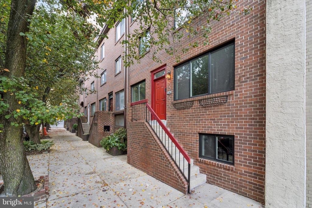 Arch St, Philadelphia, PA 19103 #1