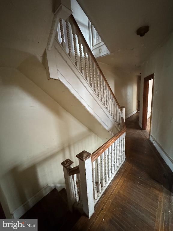 Columbia Ave, Philadelphia, PA 19151