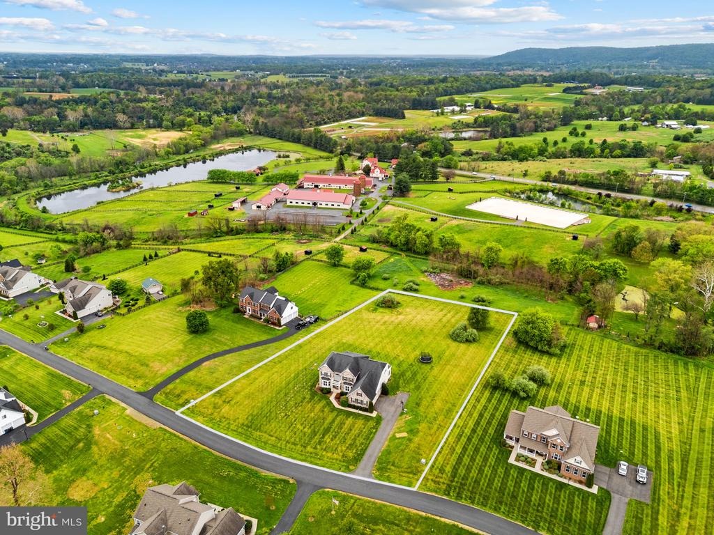 Grace Pl, Waterford, VA 20197 #1
