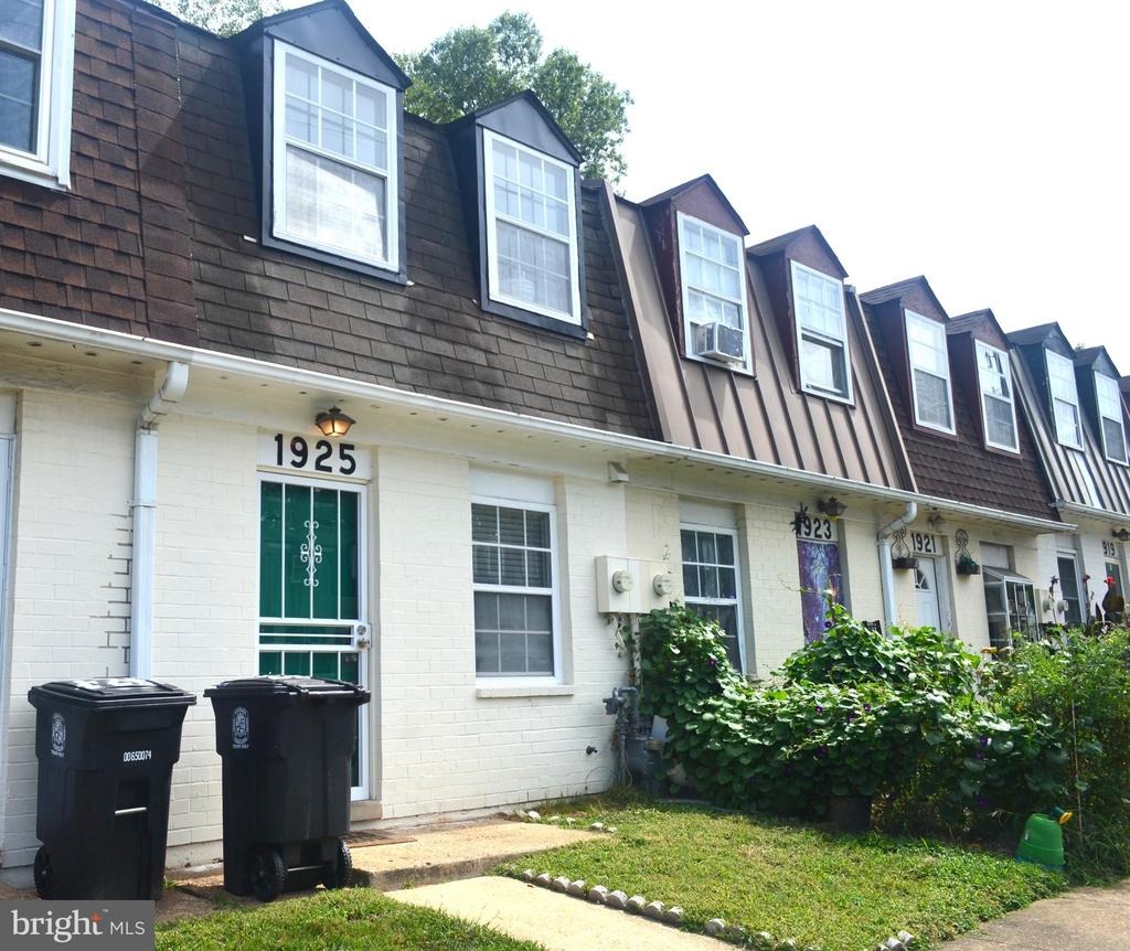 Dutch Village Dr, Hyattsville, MD 20785 #1