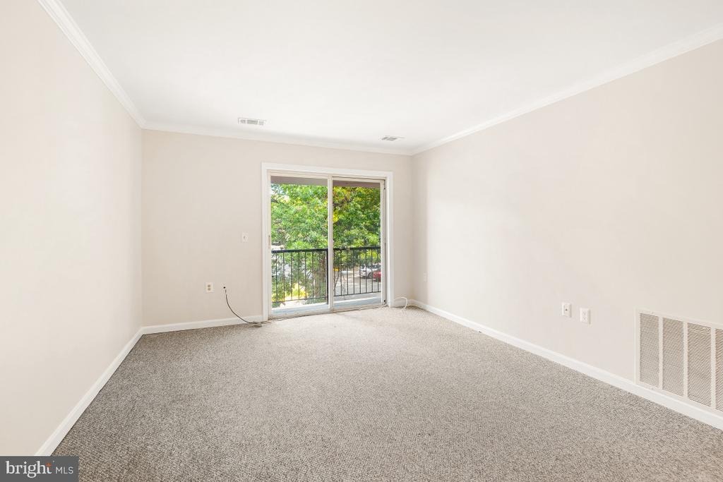 Streamside Dr, Gaithersburg, MD 20879 #1