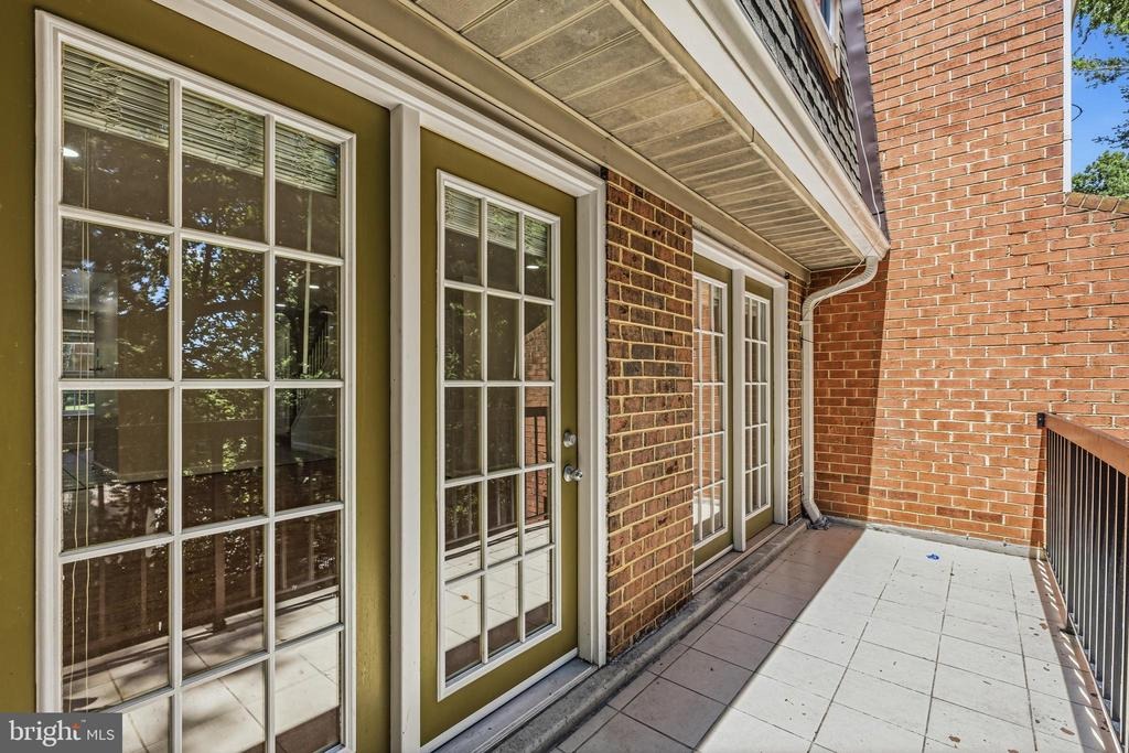 Chesterwood Dr, Silver Spring, MD 20906
