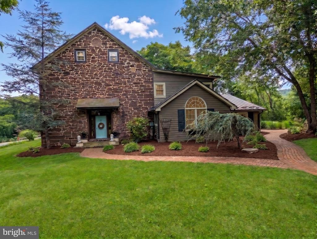 Wyndamere Rd, Lewisberry, PA 17339 #1
