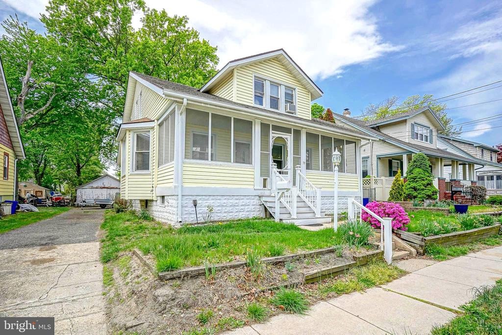 Watkins Ave, Woodbury, NJ 08096