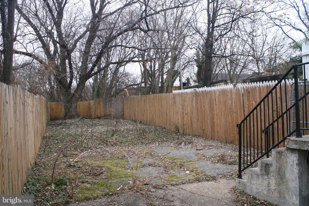 Parksley Ave, Baltimore, MD 21230 #1