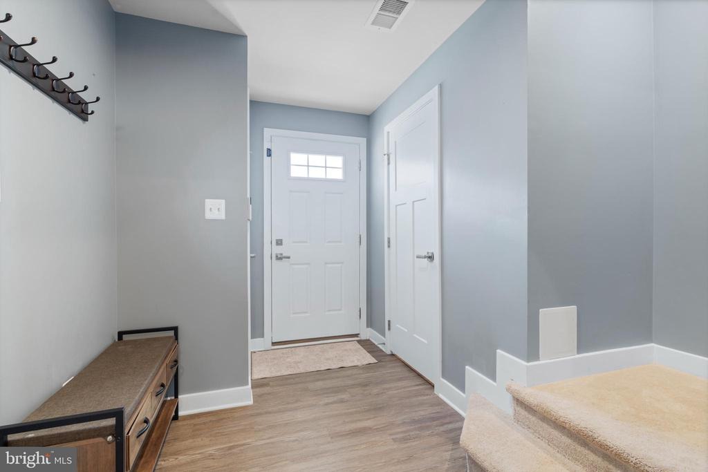 Bethlehem Pl, Brooklyn, MD 21225
