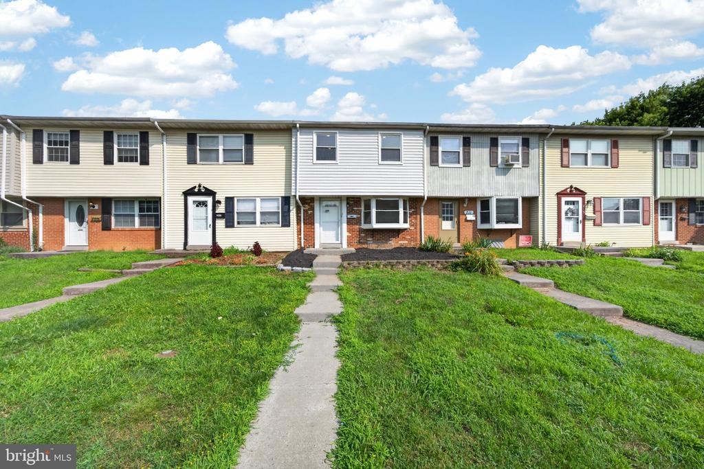Ritter Pl, Berryville, VA 22611