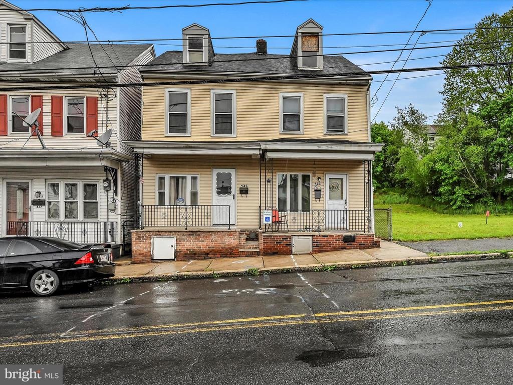 Centre St, Shenandoah, PA 17976