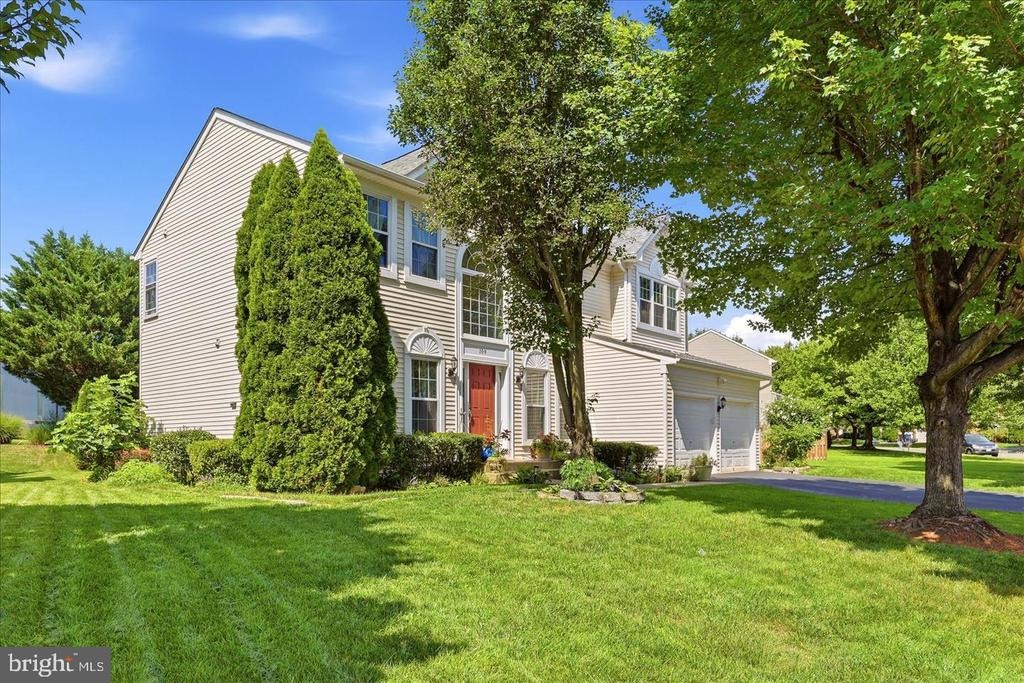 Max Ct, Leesburg, VA 20175