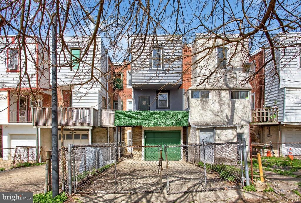 Tulpehocken St, Philadelphia, PA 19144