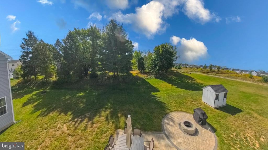 Aspen Ln, Macungie, PA 18062
