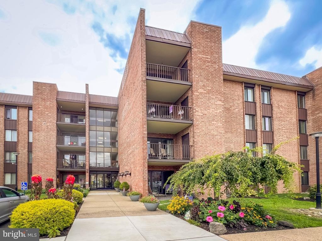 Delaire Landing Rd, Philadelphia, PA 19114 #1