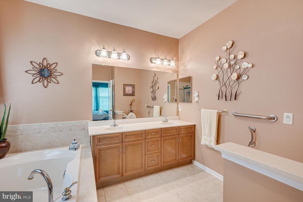 Hight Blvd, Hightstown, NJ 08520