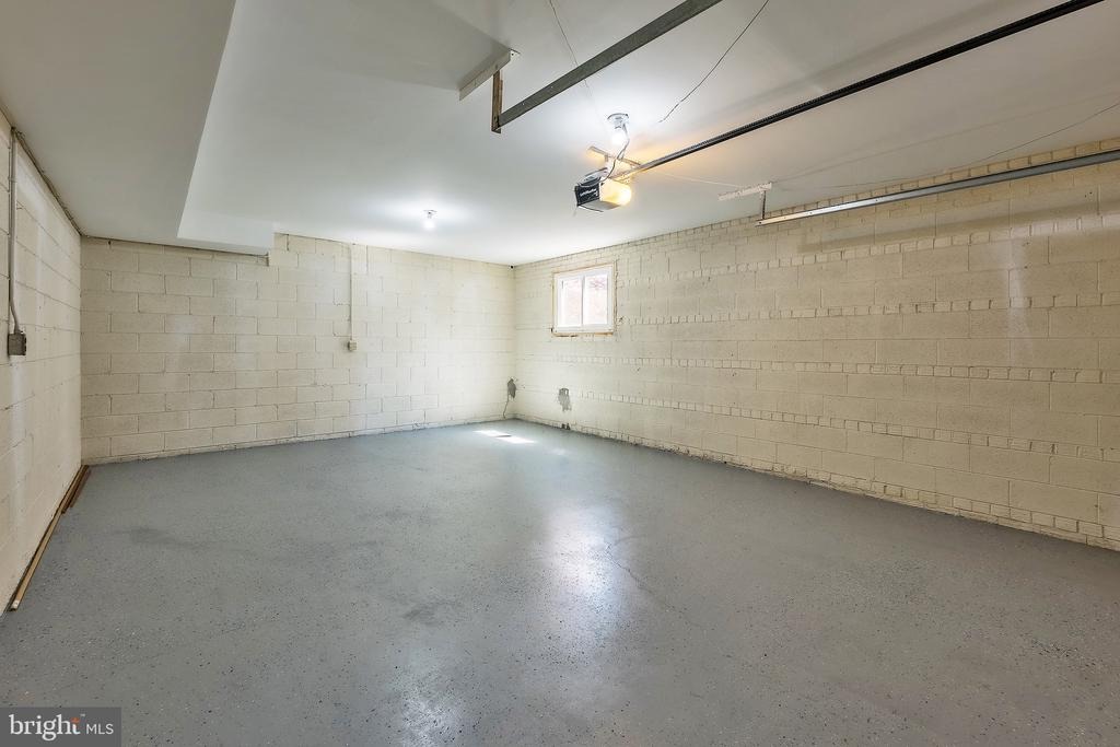 Highwood Dr, Washington, DC 20020 #1