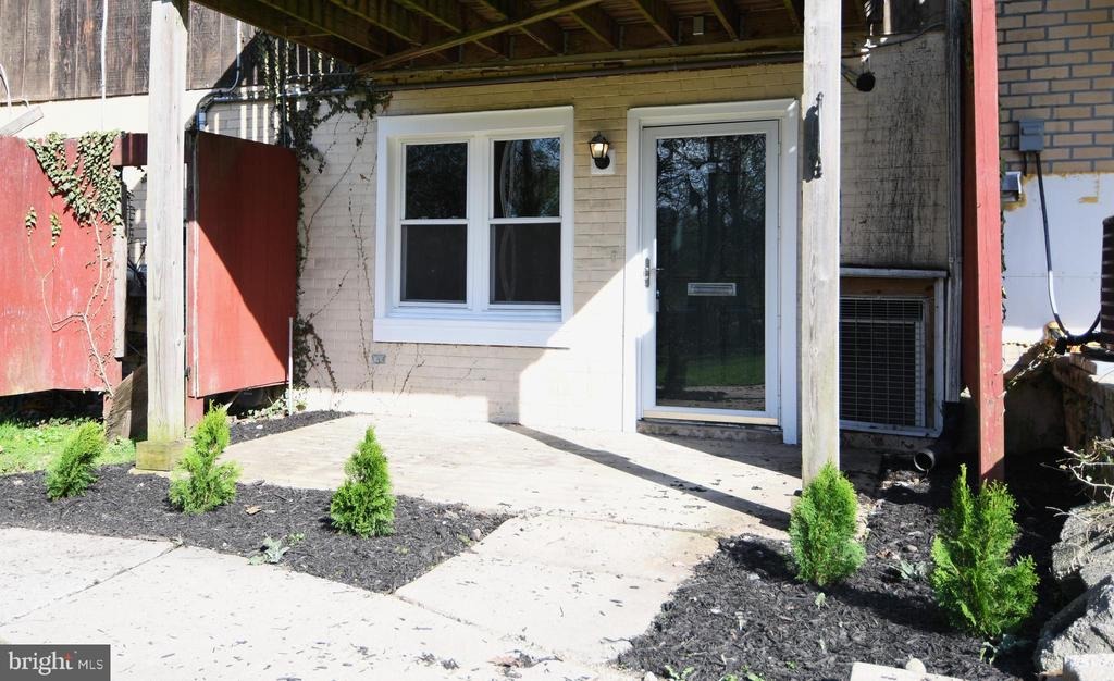 Shetland Cir, Reisterstown, MD 21136