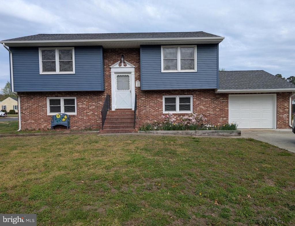 Merryweather Dr, Cambridge, MD 21613