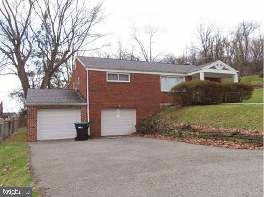 Highland Ave, Finleyville, PA 15332