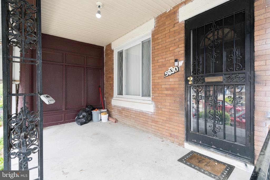 Larchwood Ave, Philadelphia, PA 19143 #1