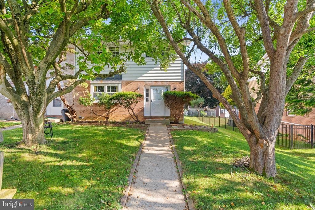 Willow St, Macungie, PA 18062