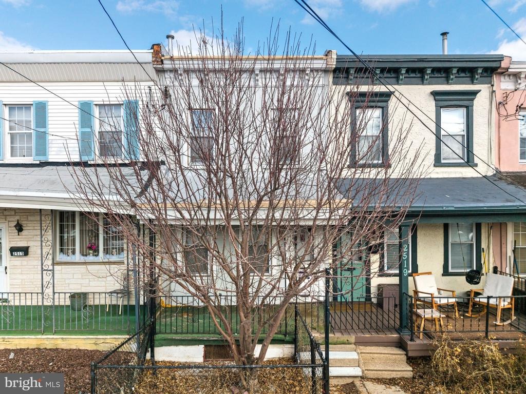 York St, Philadelphia, PA 19125