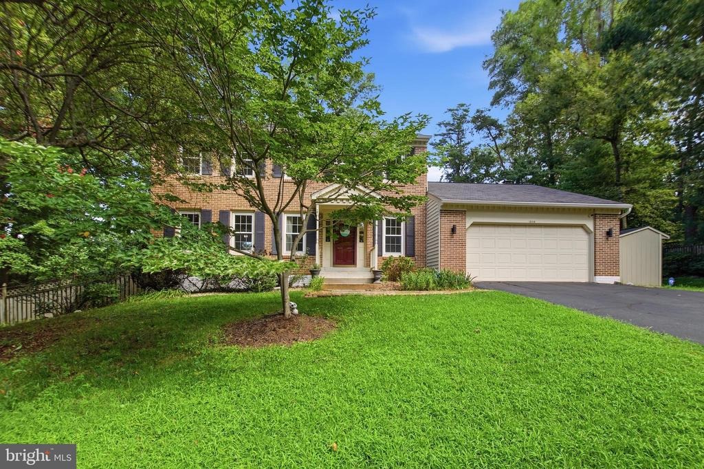 Montmorency Dr, Vienna, VA 22182 #1