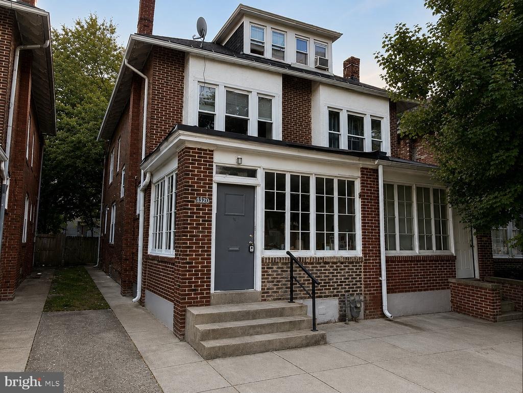 Green St, Harrisburg, PA 17110