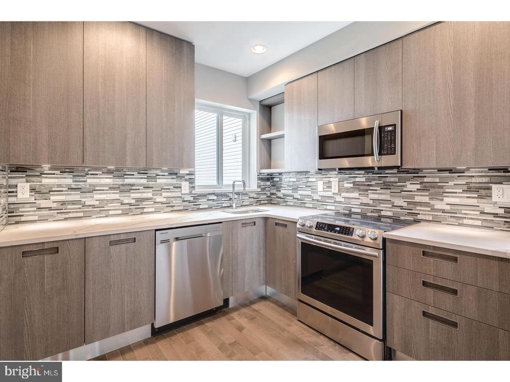 16th St, Philadelphia, PA 19130 #1