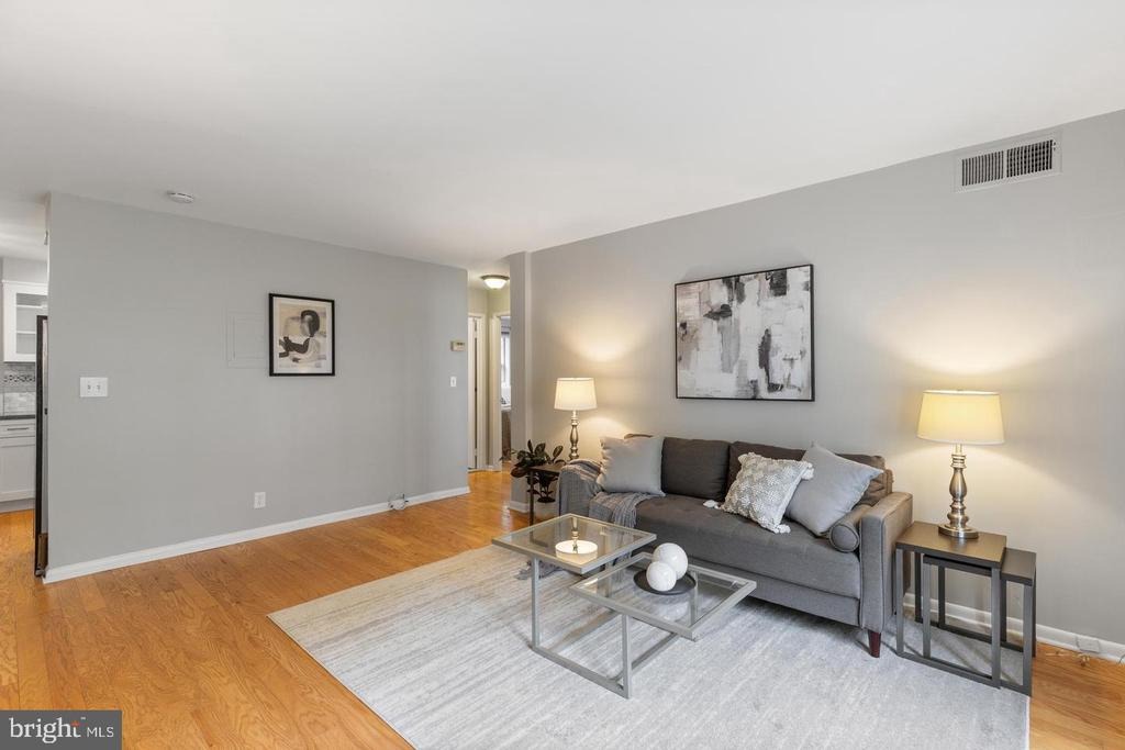 28th Rd, Arlington, VA 22206 #1