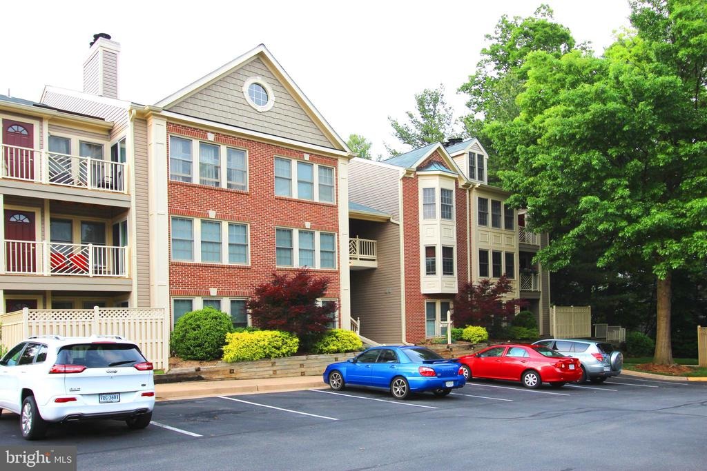 Ridge Knoll Ct, Fairfax, VA 22033 #1