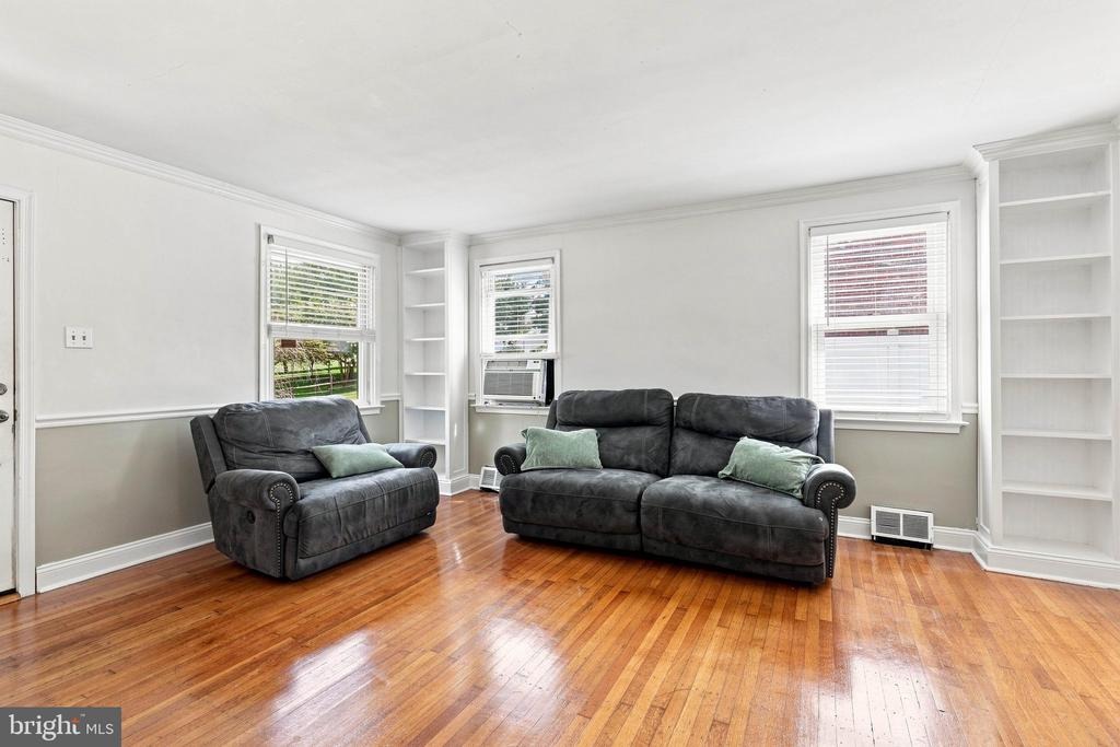 Malin Rd, Broomall, PA 19008 #1