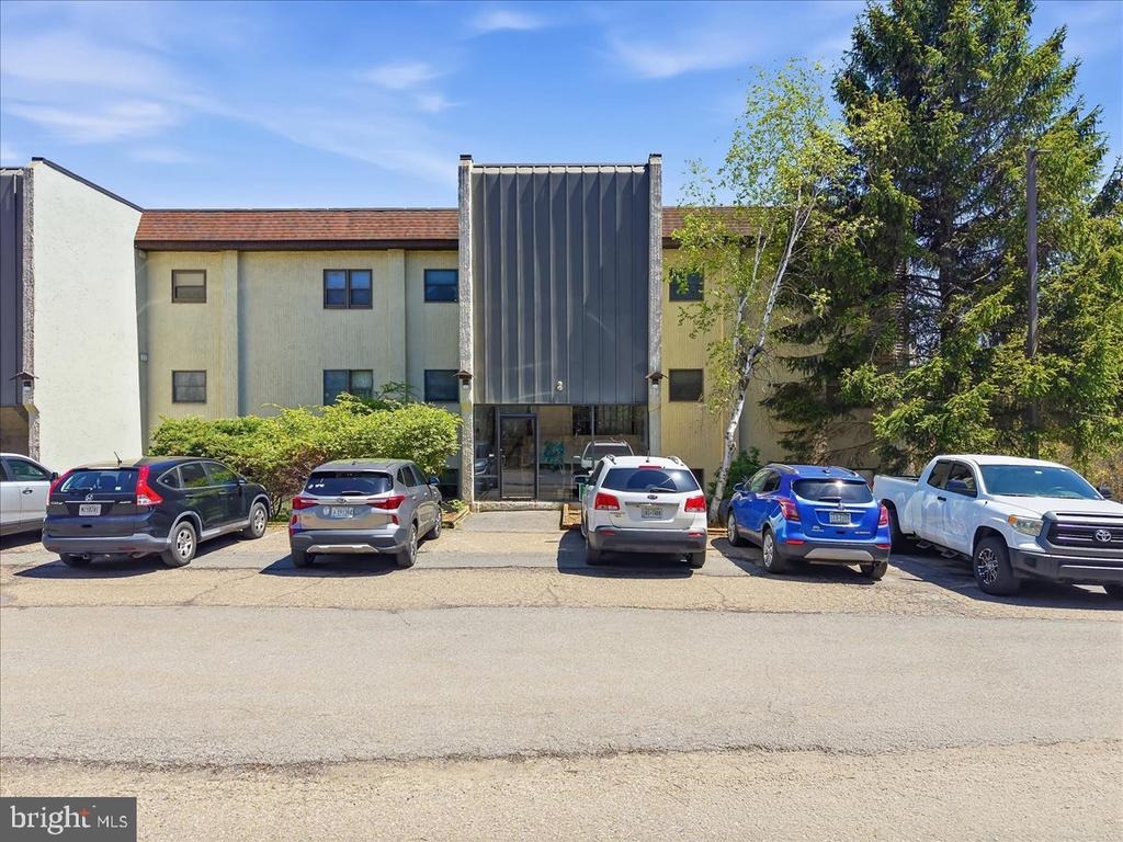Foxfire Dr, Mount Pocono, PA 18344