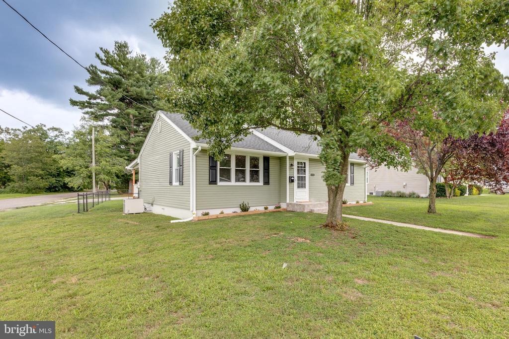 Monmouth Ave, Sewell, NJ 08080
