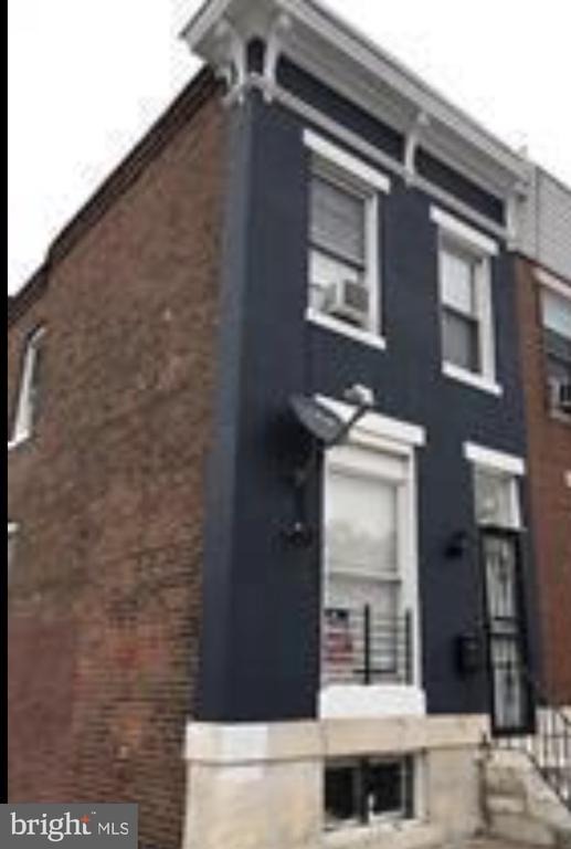 Monument St, Baltimore, MD 21205