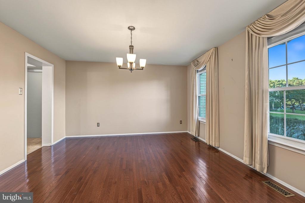 Kelly Dr, Galloway, NJ 08205