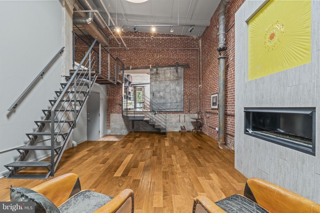 Hamilton St, Philadelphia, PA 19123 #1