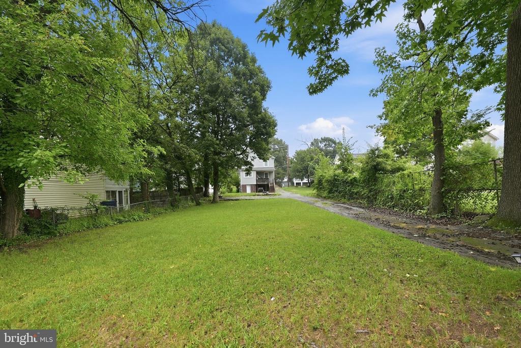 Addison Rd, Capitol Heights, MD 20743