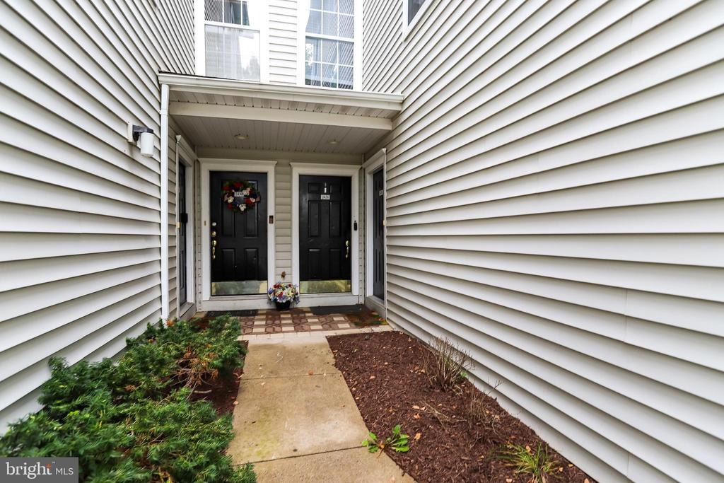 Coopers Branch Ct, Herndon, VA 20171