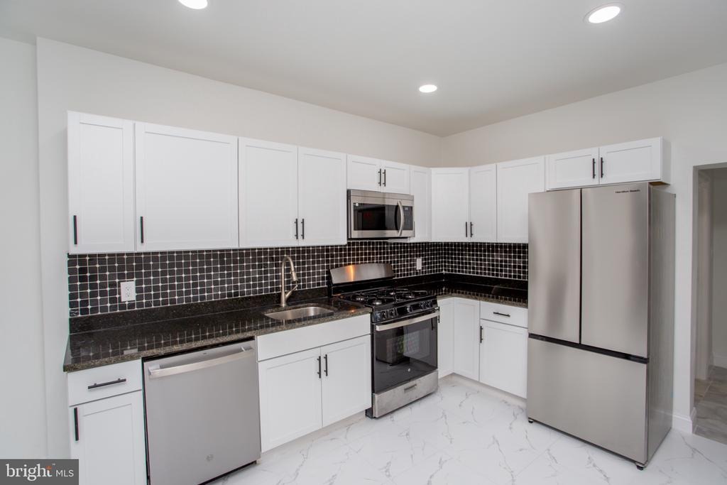 Hobart St, Philadelphia, PA 19131