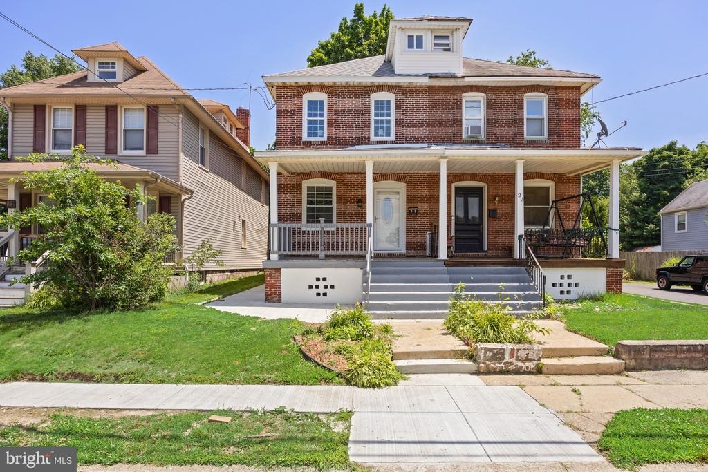 Holly Ave, Maple Shade, NJ 08052